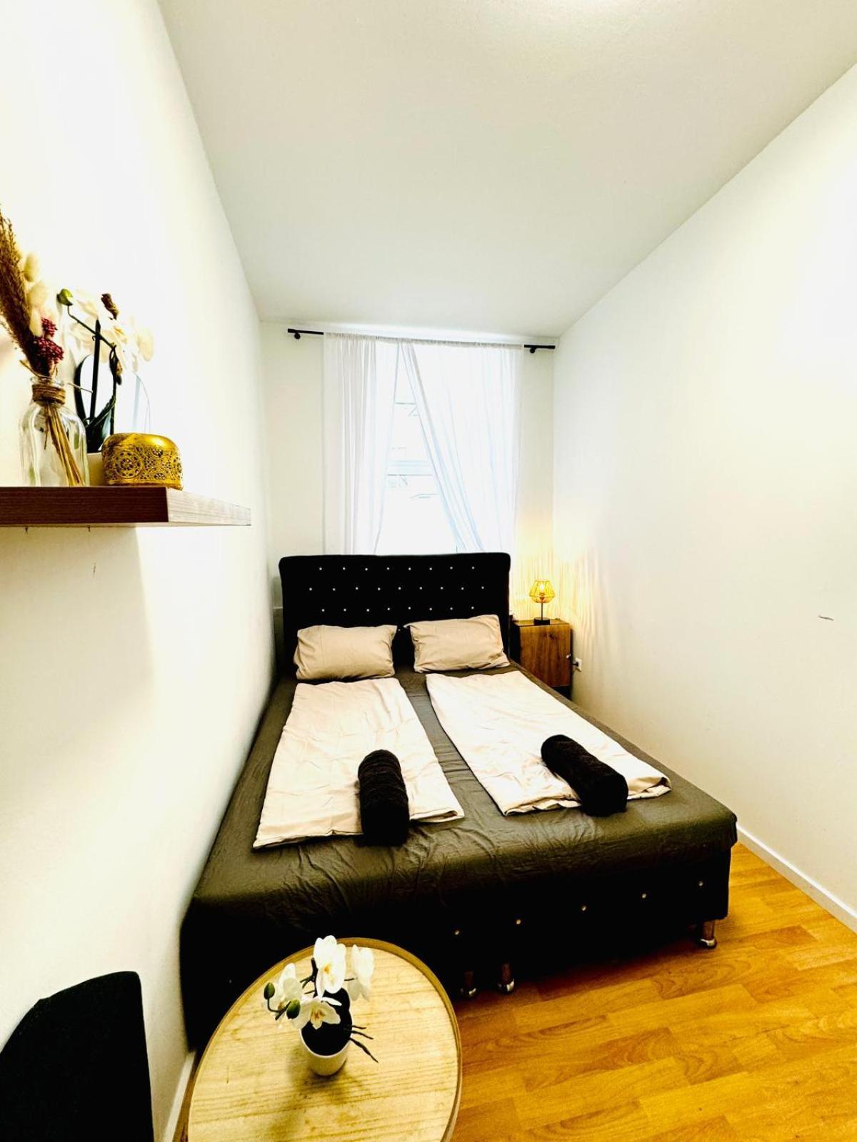 Comfy Rooms In A Shared Apt, 8Min To Rathausplatz Vienna Exterior photo