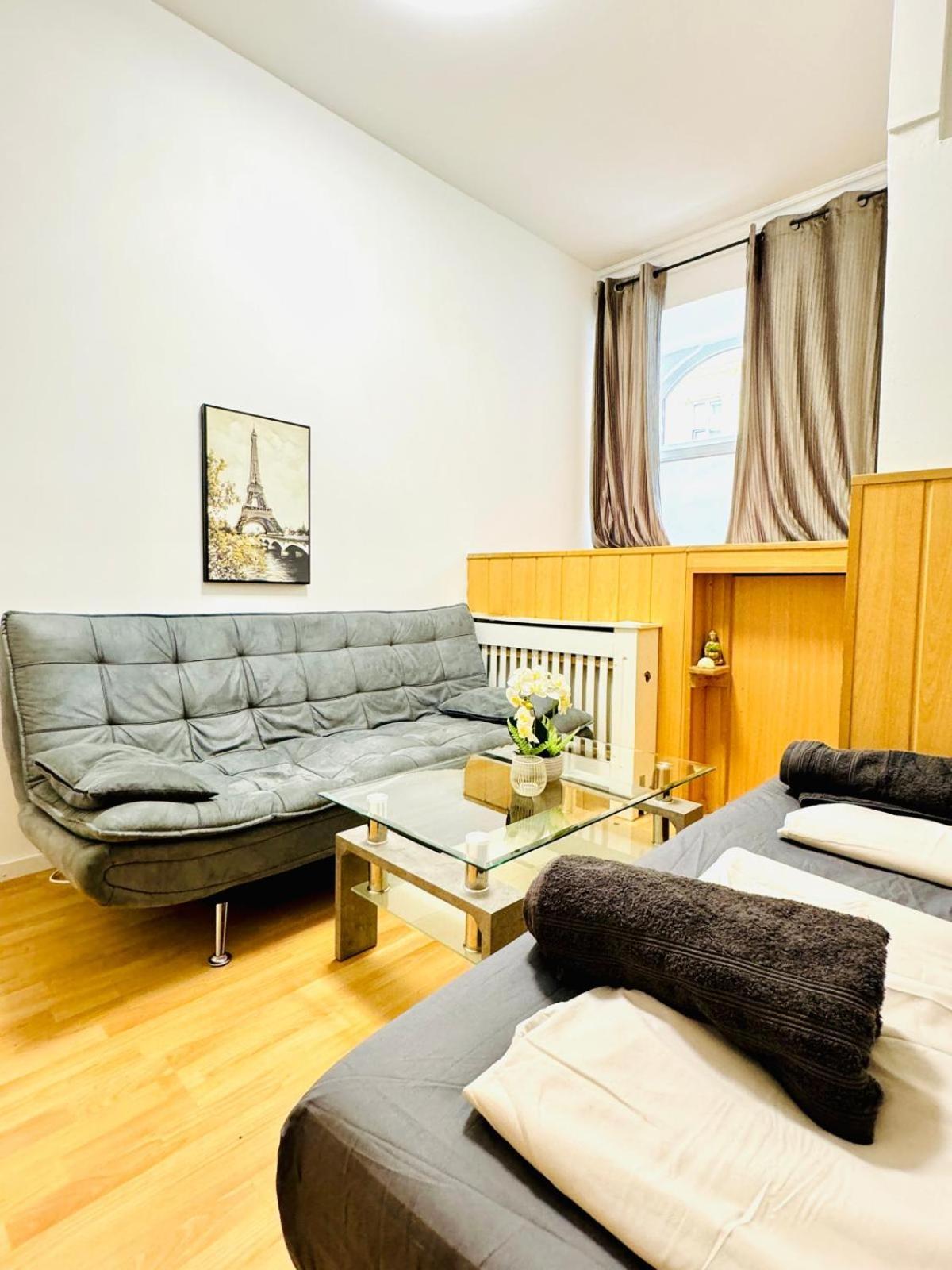 Comfy Rooms In A Shared Apt, 8Min To Rathausplatz Vienna Exterior photo