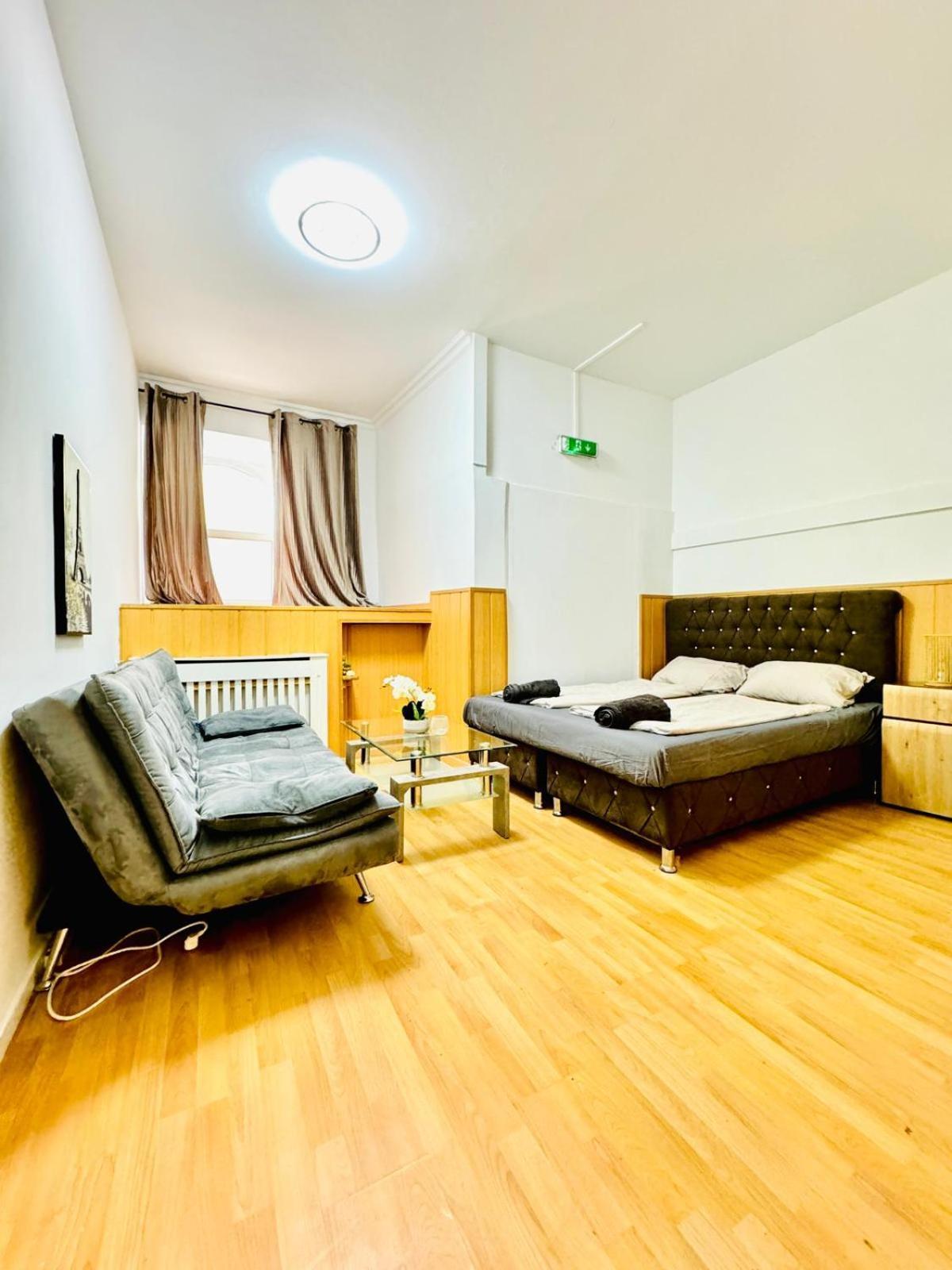 Comfy Rooms In A Shared Apt, 8Min To Rathausplatz Vienna Exterior photo