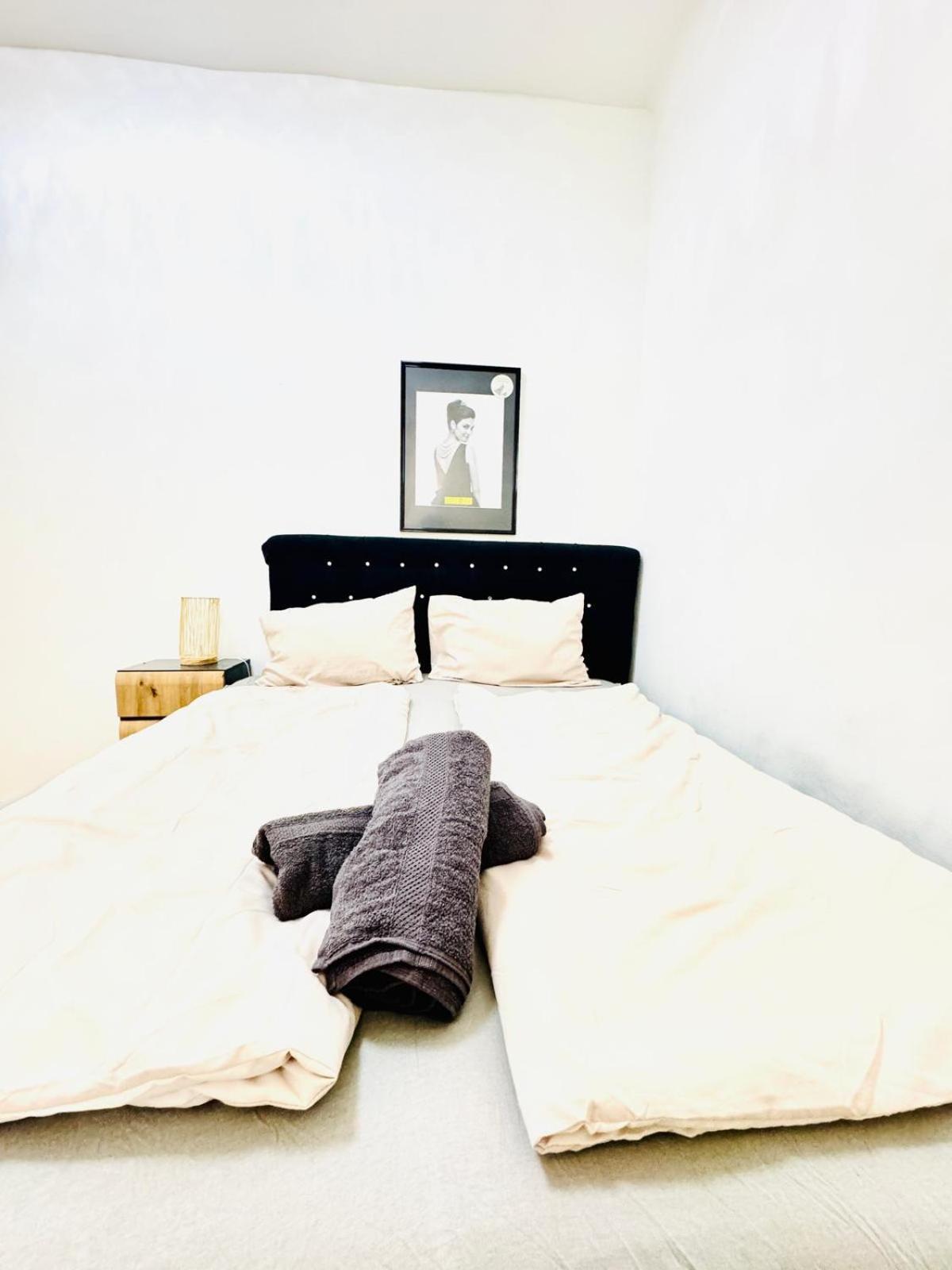 Comfy Rooms In A Shared Apt, 8Min To Rathausplatz Vienna Exterior photo
